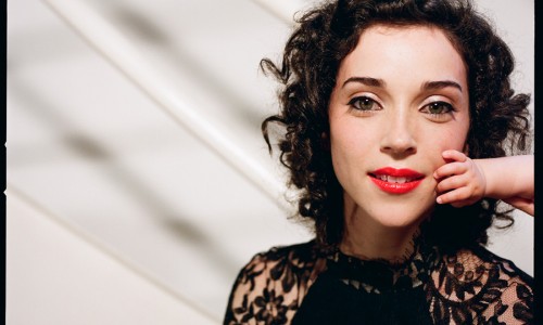 ST. VINCENT - TRE DATE IN ITALIA A FEBBRAIO!